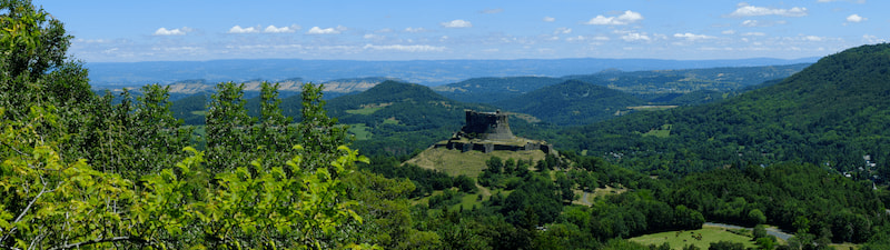 Château de Murol dans le Puy de Dôme